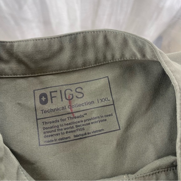 Figs Women Scrub Top 2XL XXL Green Rafaela Oversized Sleeveless Nurse WXXSW1003 - Picture 4 of 8